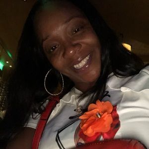 Meet your Posher, Farron